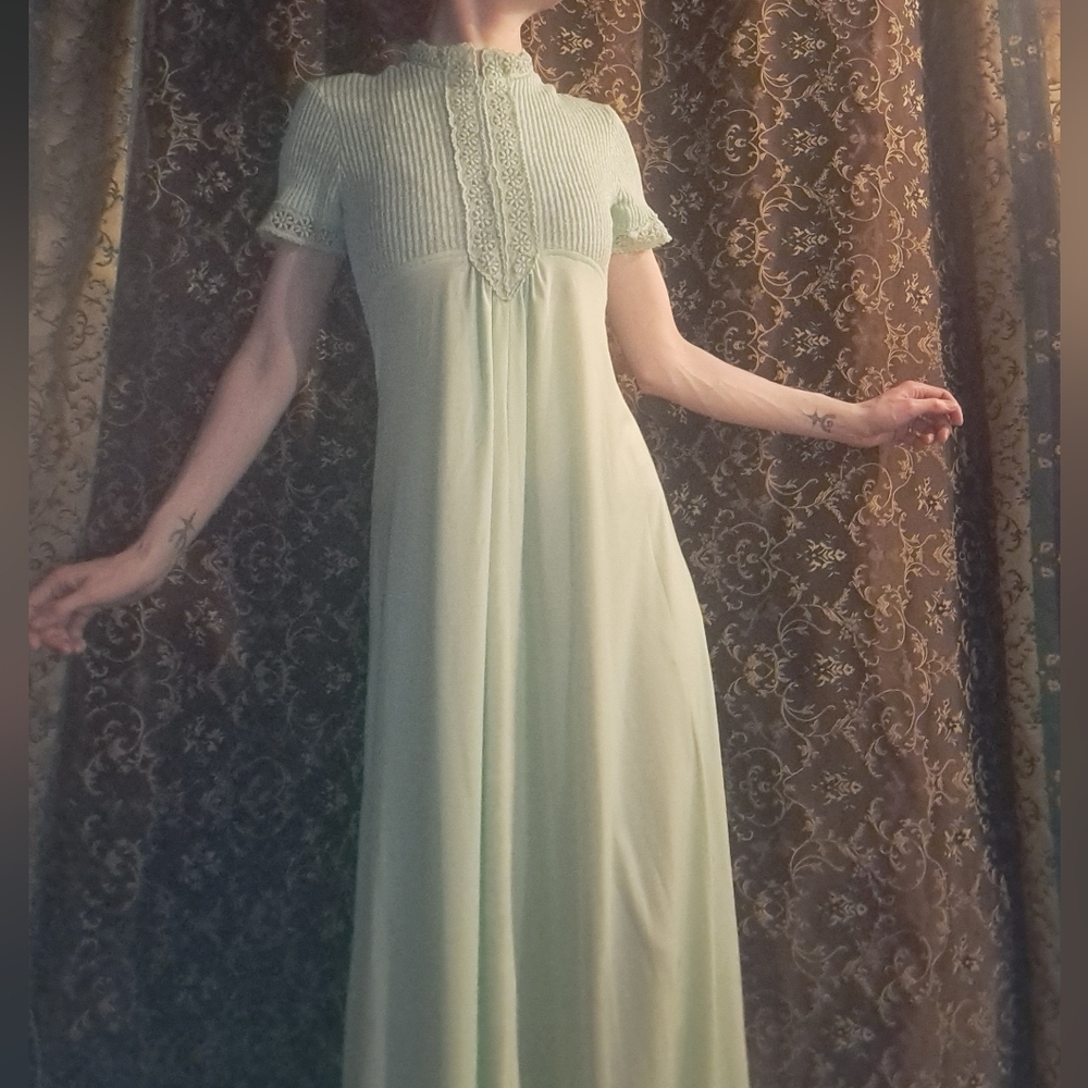 Vintage 70s Maxi Prom Dress Seafoam Pastel Green Lace trim babydoll Flare - Picture 1 of 12